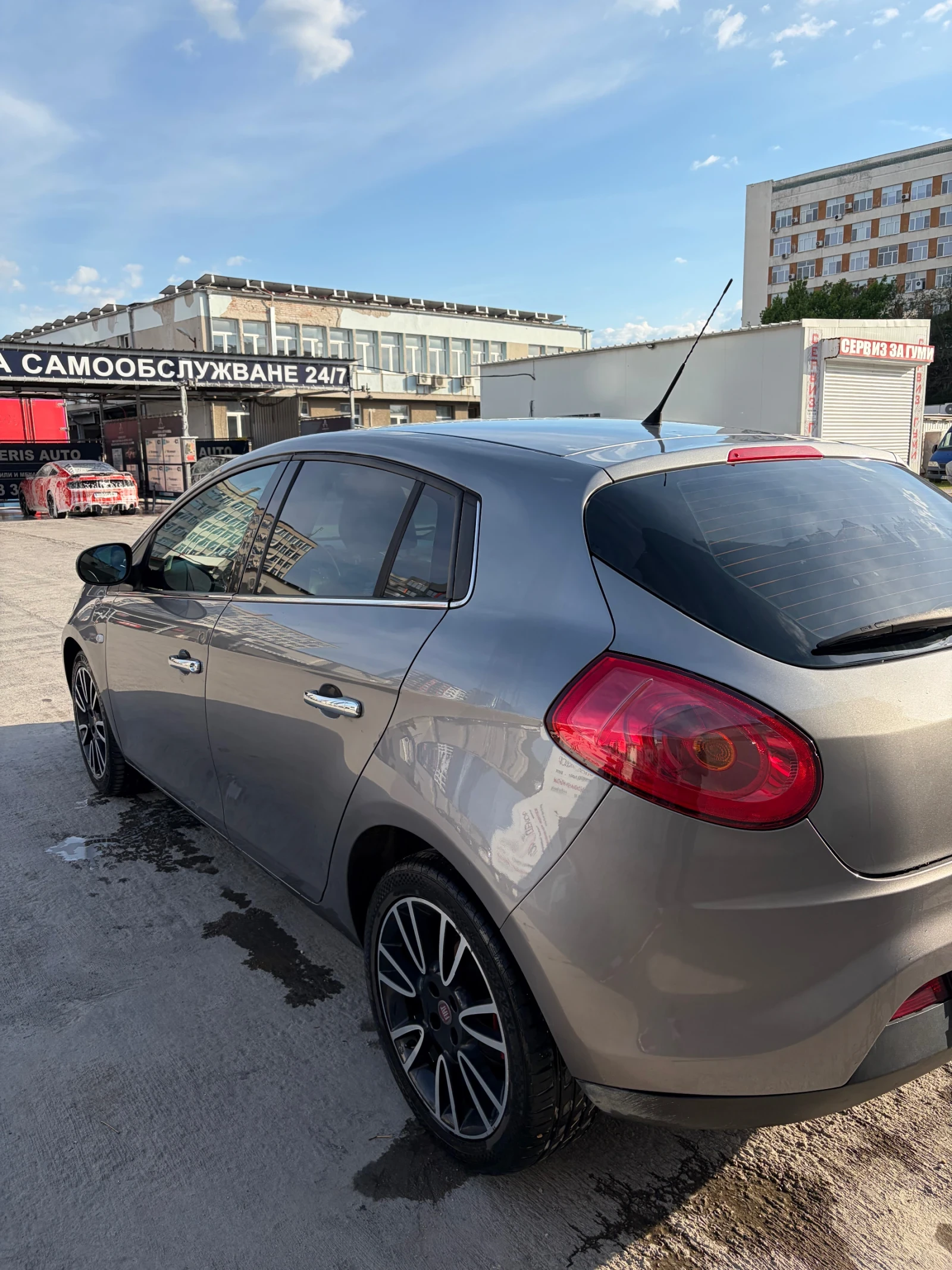 Fiat Bravo 1.6 120HP КОЖА КЛИМАТРОНИК HIFI AUDIO BLUETOOTH, снимка 3 - Автомобили и джипове - 54415605