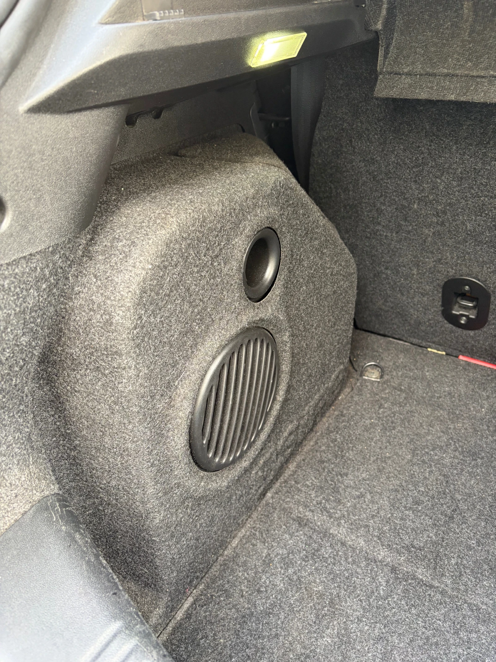 Fiat Bravo 1.6 120HP КОЖА КЛИМАТРОНИК HIFI AUDIO BLUETOOTH, снимка 8 - Автомобили и джипове - 54415605