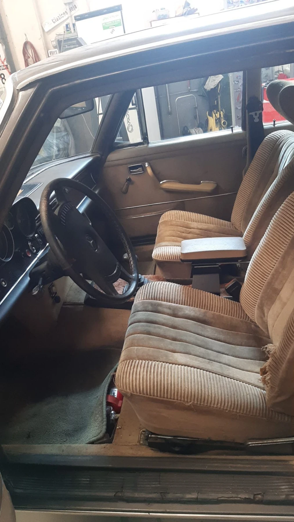 Mercedes-Benz 280 W 108 280 SEL 3.5 V 8 , снимка 14 - Автомобили и джипове - 54581988