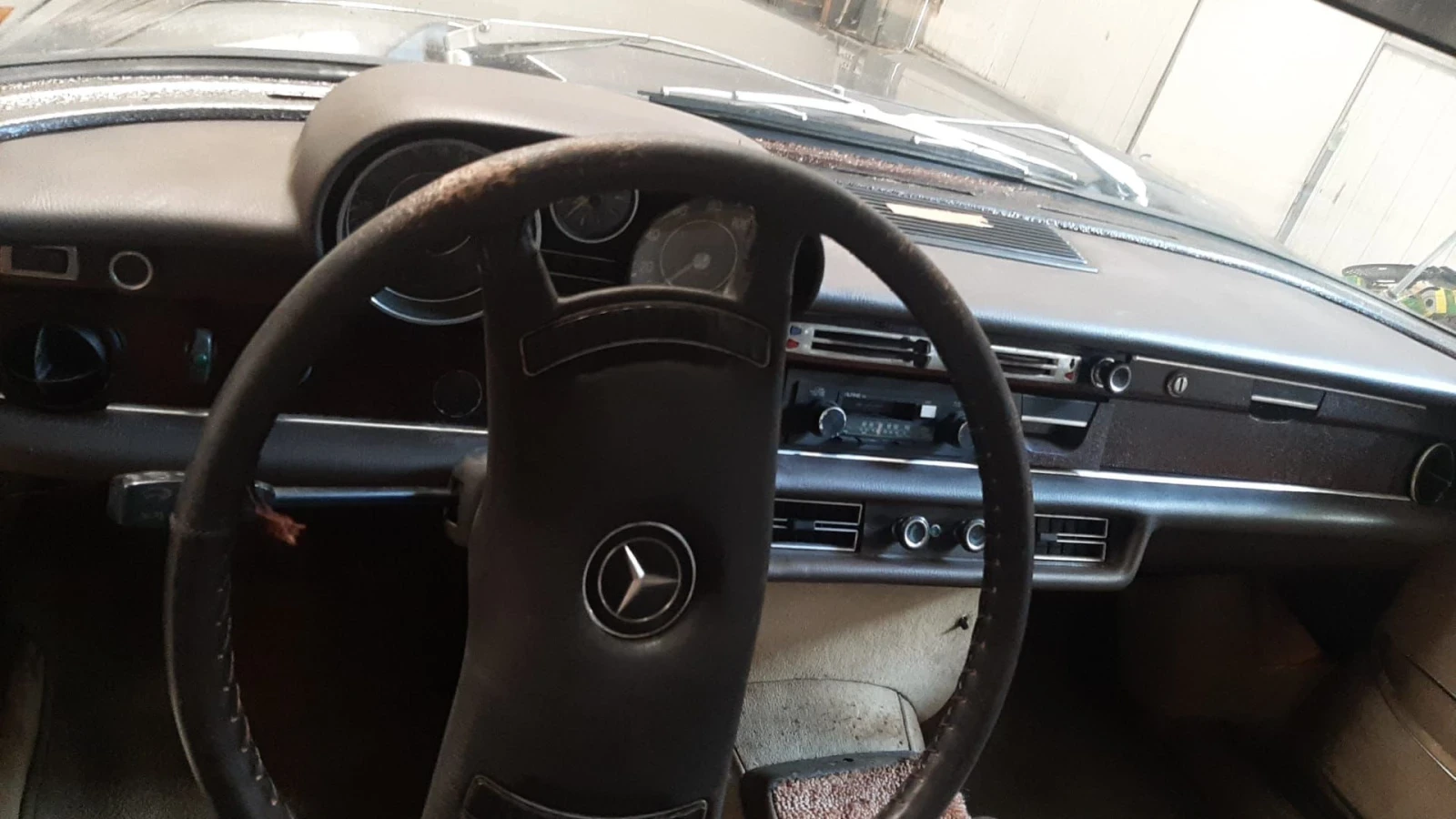 Mercedes-Benz 280 W 108 280 SEL 3.5 V 8 , снимка 15 - Автомобили и джипове - 54581988