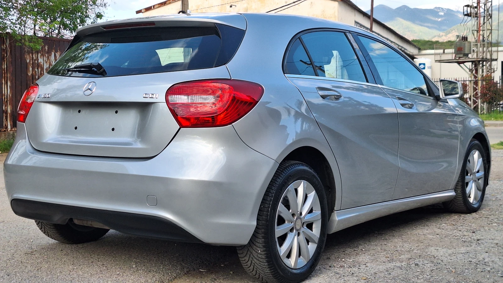 Mercedes-Benz A 180 CDI, снимка 4 - Автомобили и джипове - 54600084