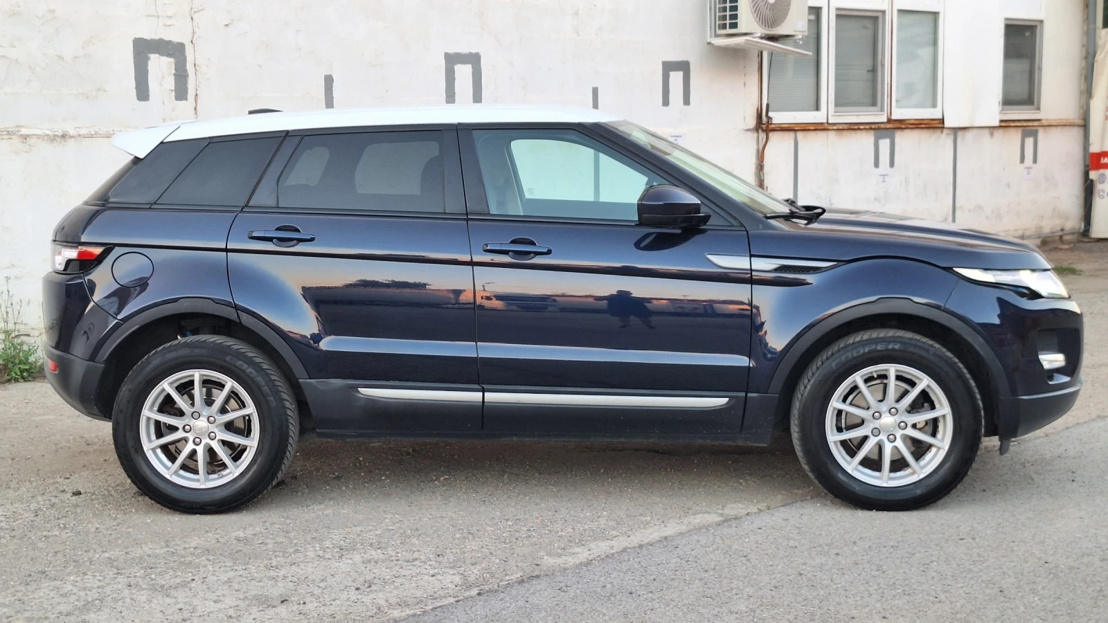 Land Rover Range Rover Evoque 4х4, снимка 5 - Автомобили и джипове - 55756344
