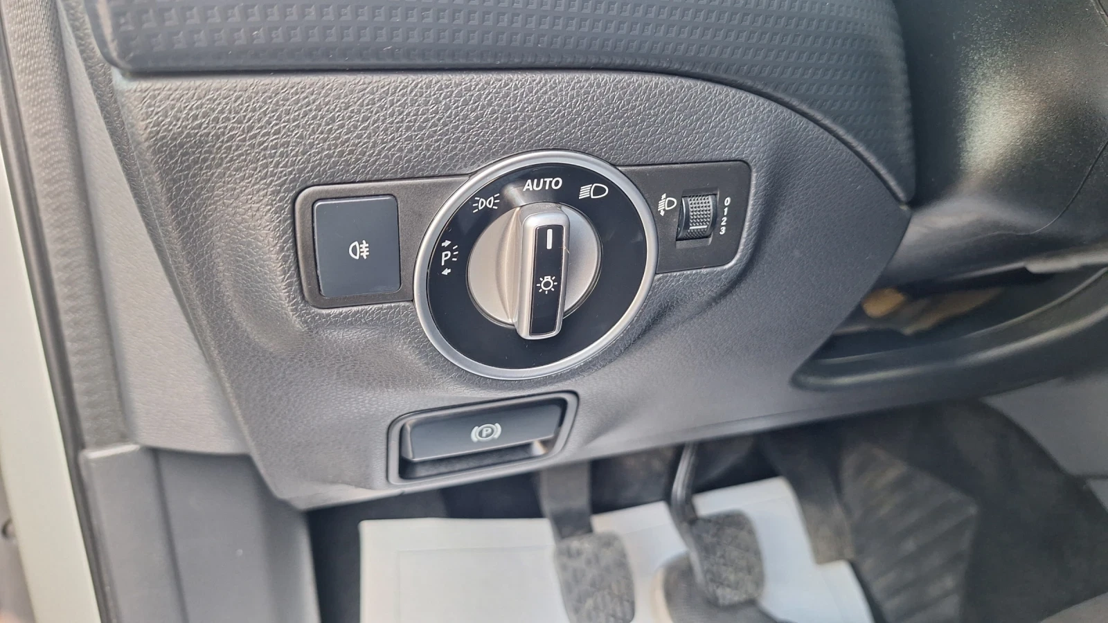 Mercedes-Benz A 180 CDI, снимка 13 - Автомобили и джипове - 54600084
