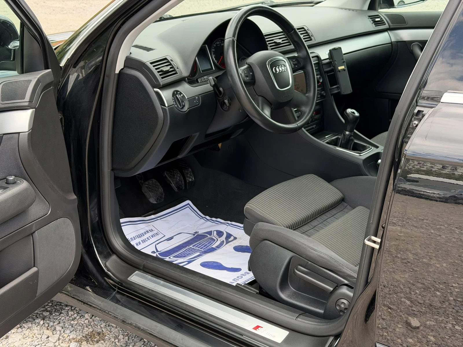 Audi A4 2.0TDI * Quattro* * S line* * Navi* , снимка 9 - Автомобили и джипове - 54727947