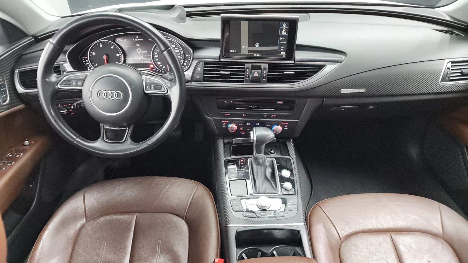 Audi A7 3.0L V6 / CARFAX, снимка 12 - Автомобили и джипове - 54744575