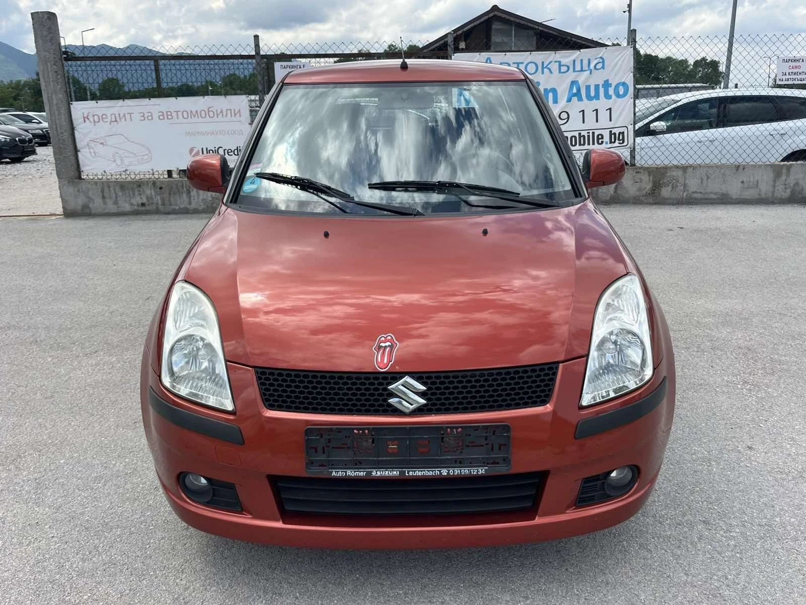 Suzuki Swift 1.3I 92кс КЛИМАТИК EURO 4 , снимка 2 - Автомобили и джипове - 54794513