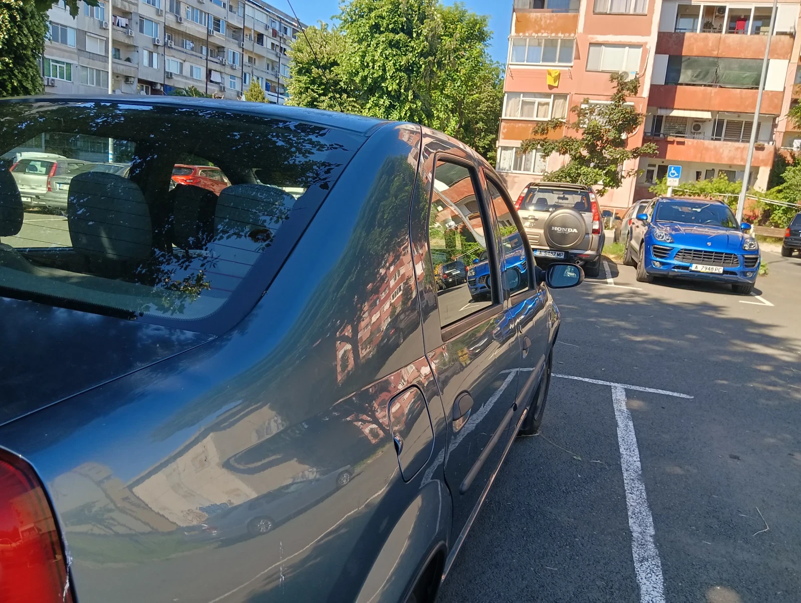 Dacia Logan, снимка 4 - Автомобили и джипове - 54861627