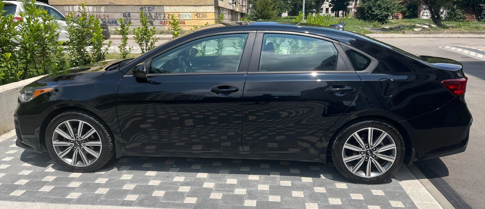 Kia Forte, снимка 5 - Автомобили и джипове - 55380937