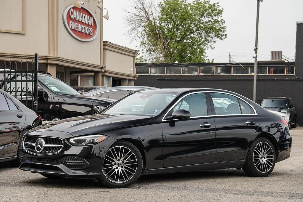 Mercedes-Benz C 300 Digital Ligh* Burmester* Head-Up* 360  Камери