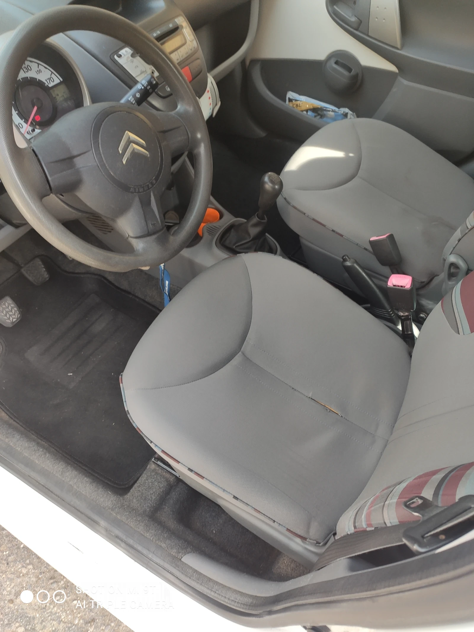 Citroen C1 1.0i, снимка 9 - Автомобили и джипове - 56409357