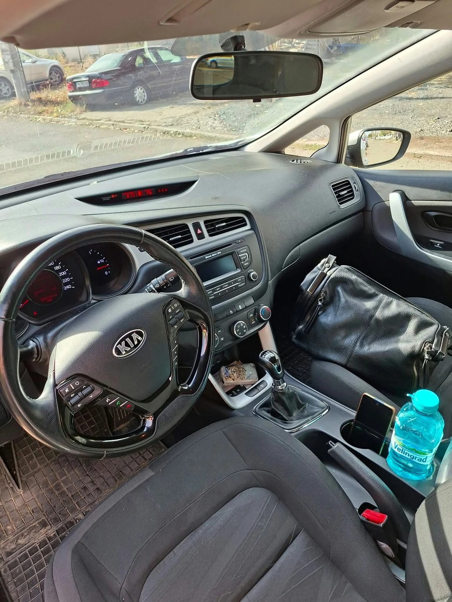 Kia Ceed, снимка 2 - Автомобили и джипове - 56535448