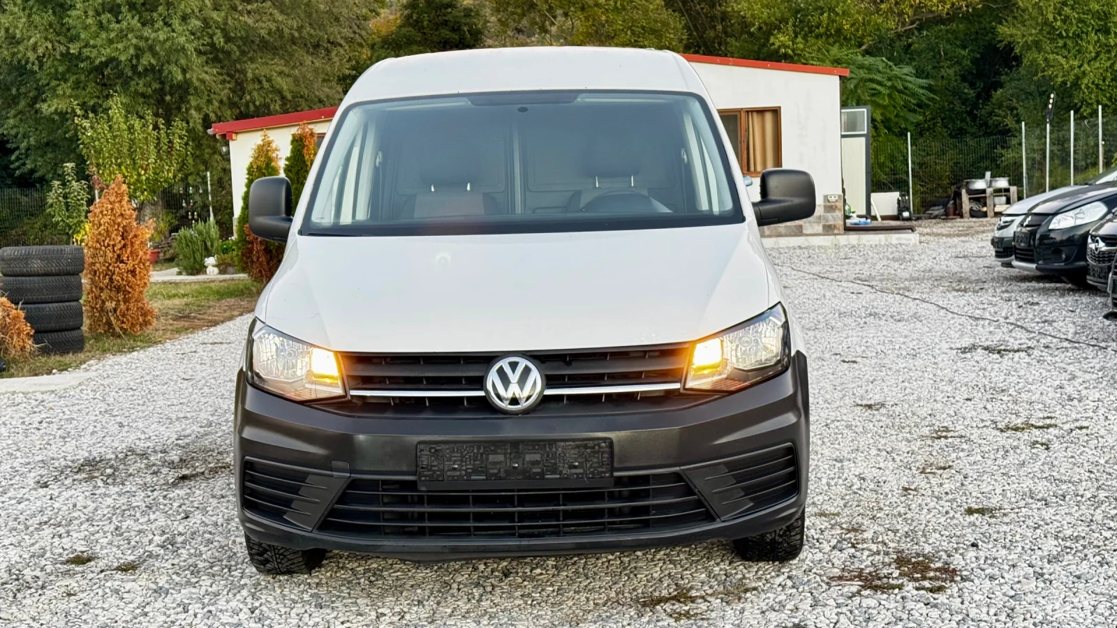 VW Caddy 2.0 TDI 102 к.с. Италия, снимка 2 - Автомобили и джипове - 56628601
