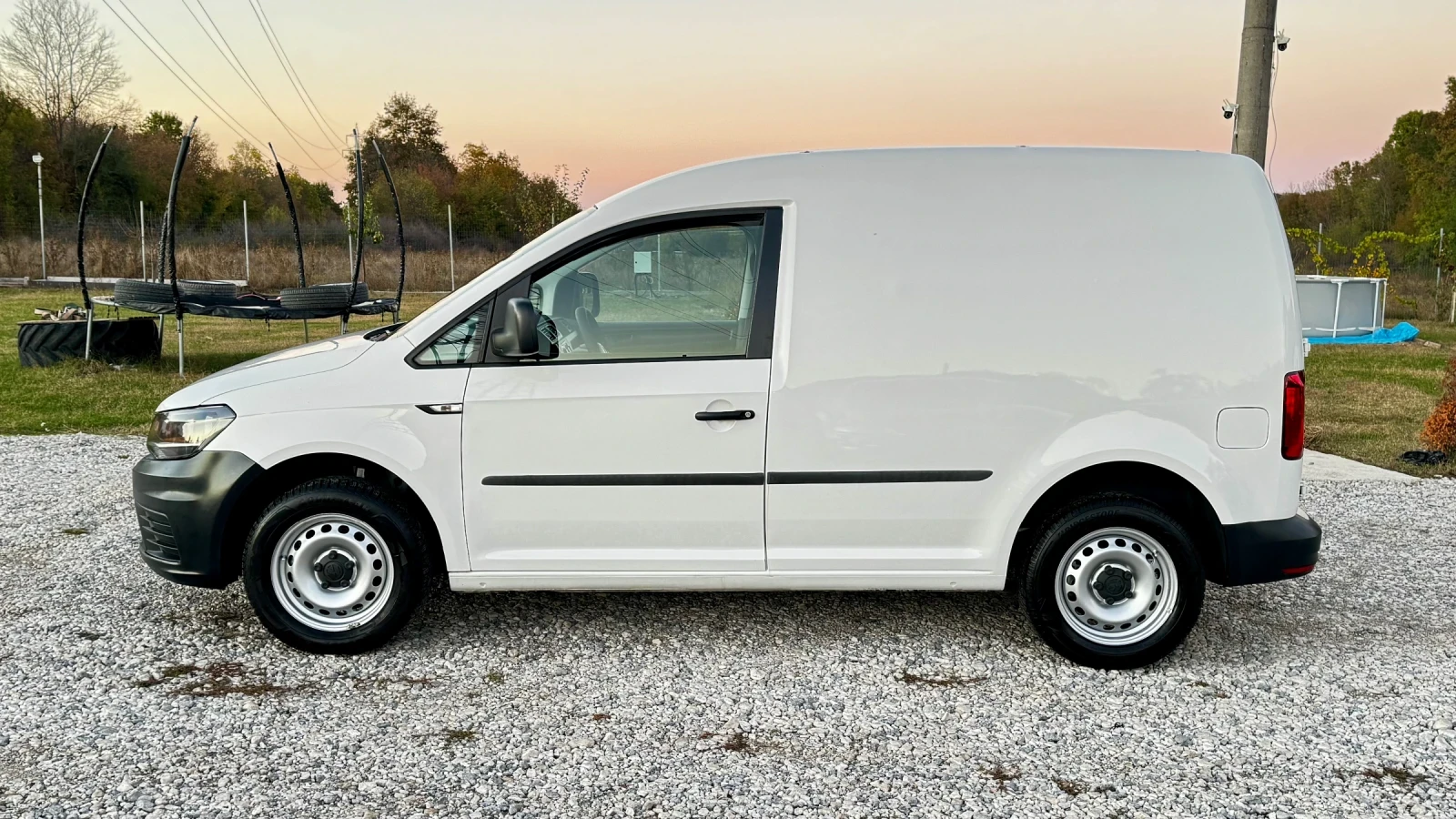 VW Caddy 2.0 TDI 102 к.с. Италия, снимка 6 - Автомобили и джипове - 56628601