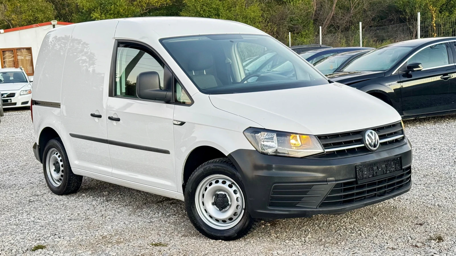 VW Caddy 2.0 TDI 102 к.с. Италия, снимка 3 - Автомобили и джипове - 56628601