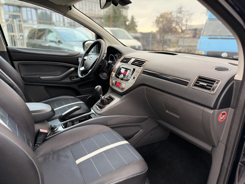 Ford Kuga 2.0HDI-136kc, снимка 11 - Автомобили и джипове - 52331303