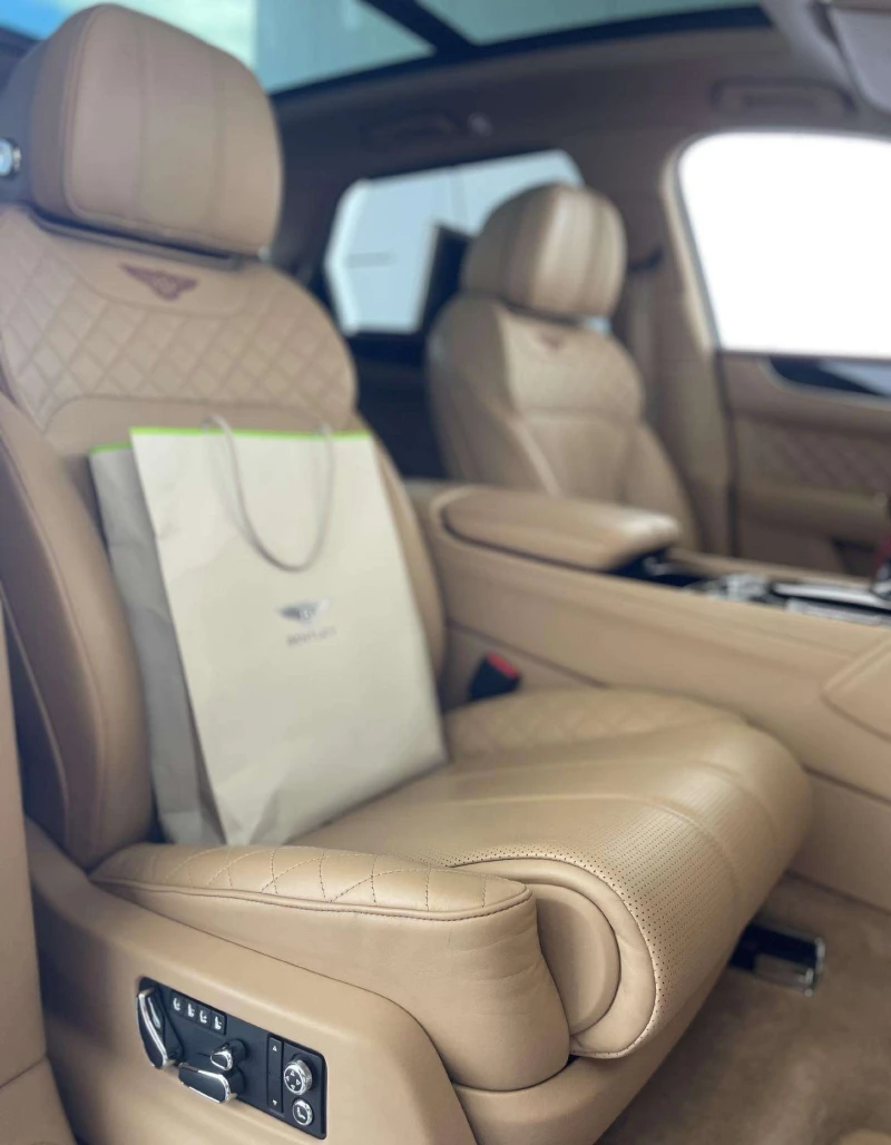Bentley Bentayga 6.0 W12 AWD, снимка 8 - Автомобили и джипове - 52692637