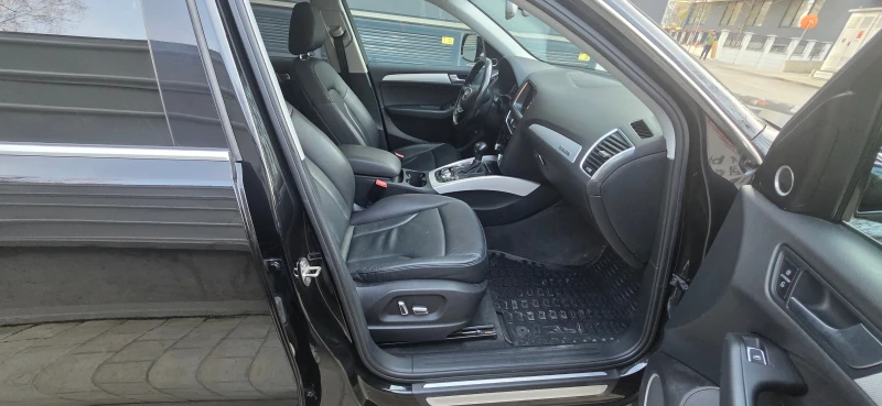 Audi Q5, снимка 12 - Автомобили и джипове - 52810646