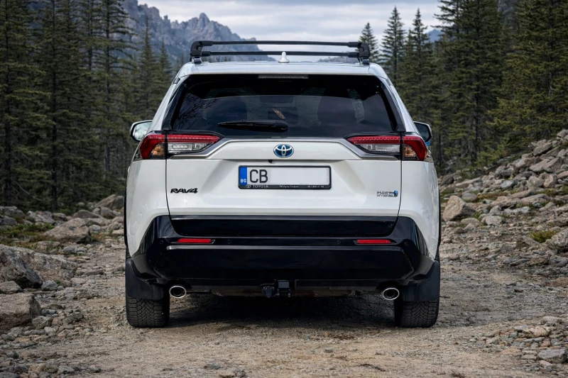 Toyota Rav4 Plug-in Hybrid 2023 в гаранция ТМ Ауто, снимка 4 - Автомобили и джипове - 52962544