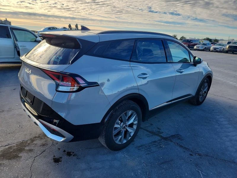 Kia Sportage ПОДГРЕВ* КАМЕРА* КЕЙЛЕС* LANE* ASSIST - изображение 3