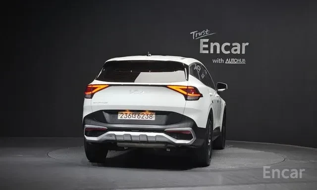 Kia Sportage, снимка 4 - Автомобили и джипове - 53784668