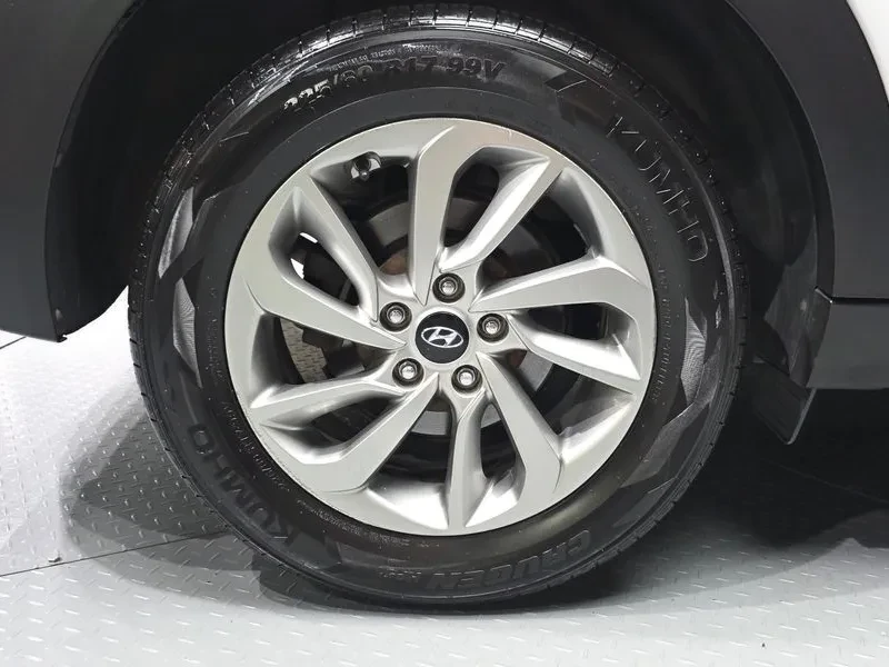 Hyundai Tucson 2.0 2WD MODERN | Mobile.bg � ����������� 5
