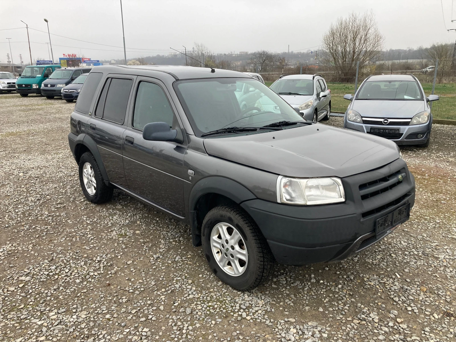 Land Rover Freelander 2.0 TD4 - изображение 8