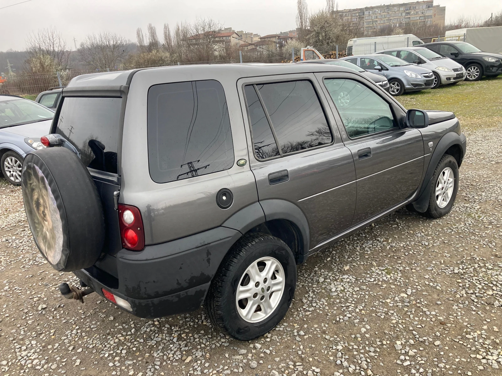 Land Rover Freelander 2.0 TD4 - изображение 9