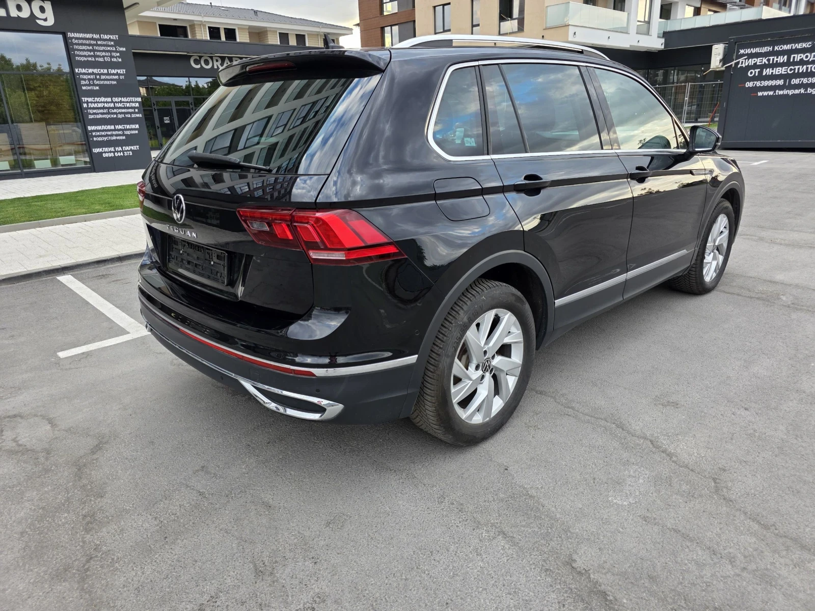 VW Tiguan Facelift* Elegance* Distronik* Обслужен - изображение 3