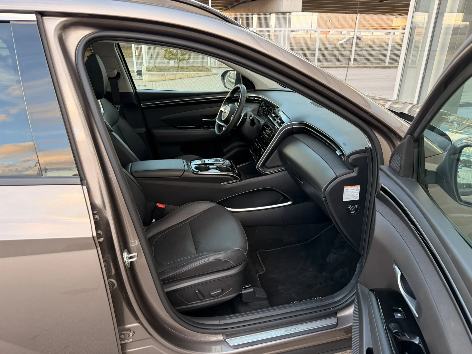 Hyundai Tucson Premium AWD Hybrid - изображение 10