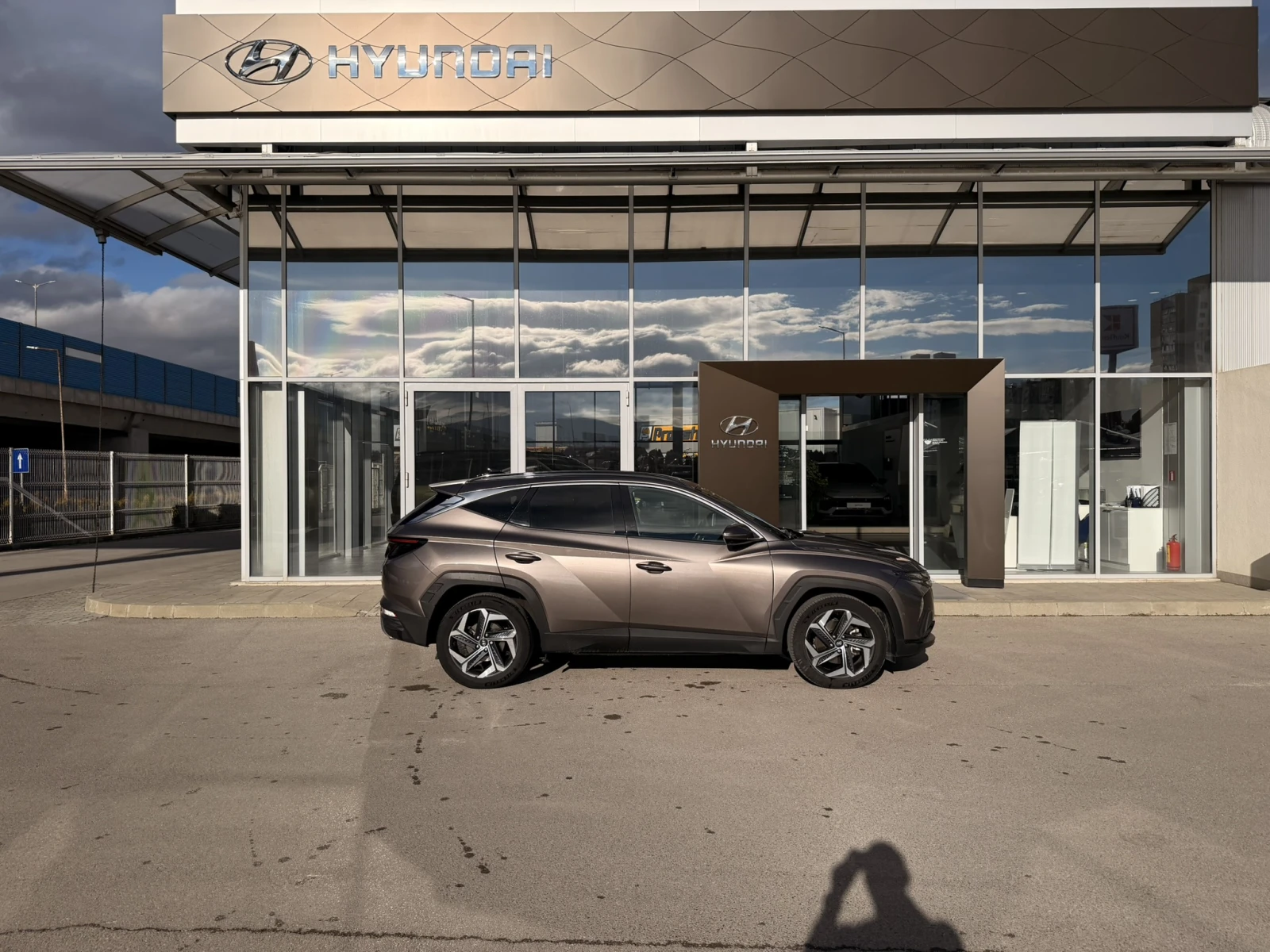 Hyundai Tucson Premium AWD Hybrid - изображение 6