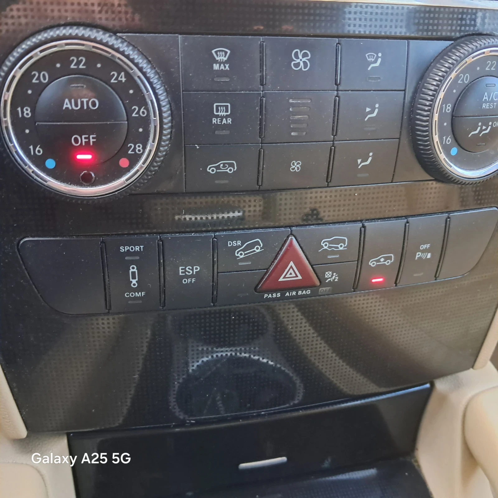 Mercedes-Benz ML 320 300 сди, снимка 11 - Автомобили и джипове - 53828946