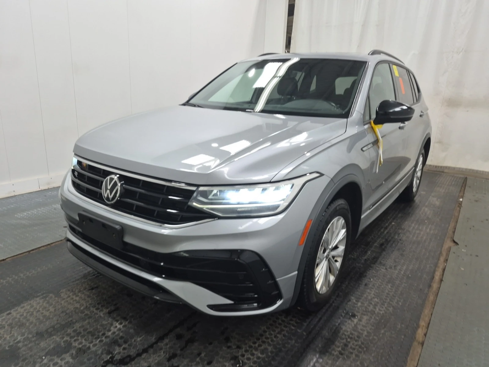 VW Tiguan COMFORTLINE R-LINE BLACK EDITION * ЦЕНА ДО БГ * 