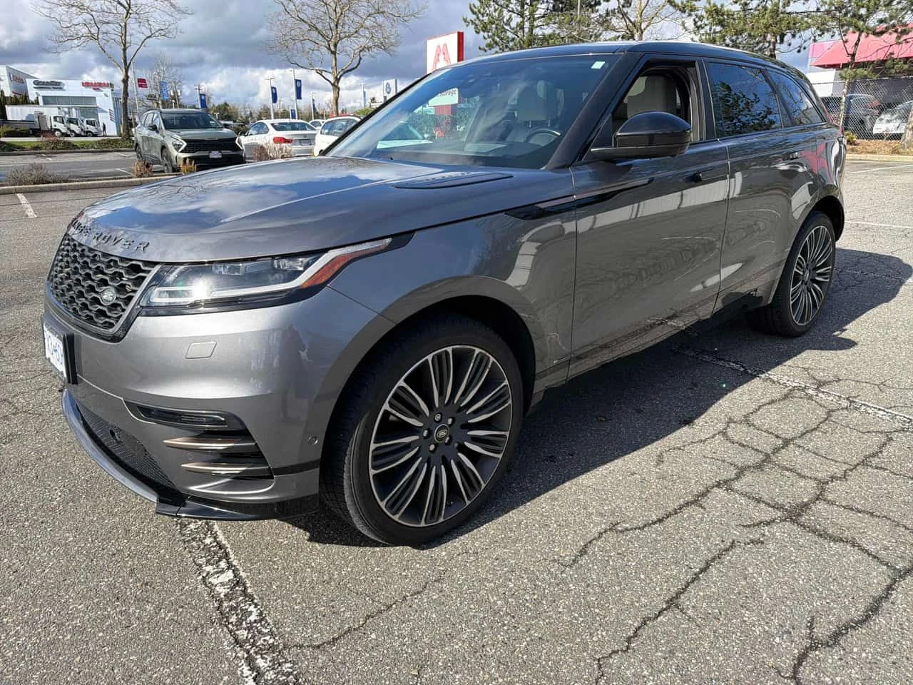 Land Rover Range Rover Velar * R Dynamic HSE / First Edition * CARFAX *  | Mobile.bg � ����������� 1