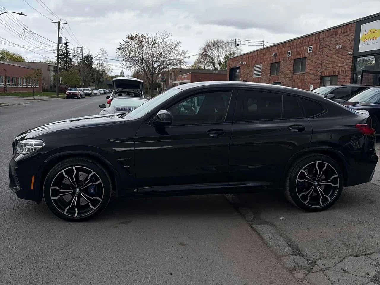 BMW X4 M | DISTR| 360| SHADOW| HUD| HAR/K| ПОДГРЕВИ| ОБУХ, снимка 3 - Автомобили и джипове - 54529137