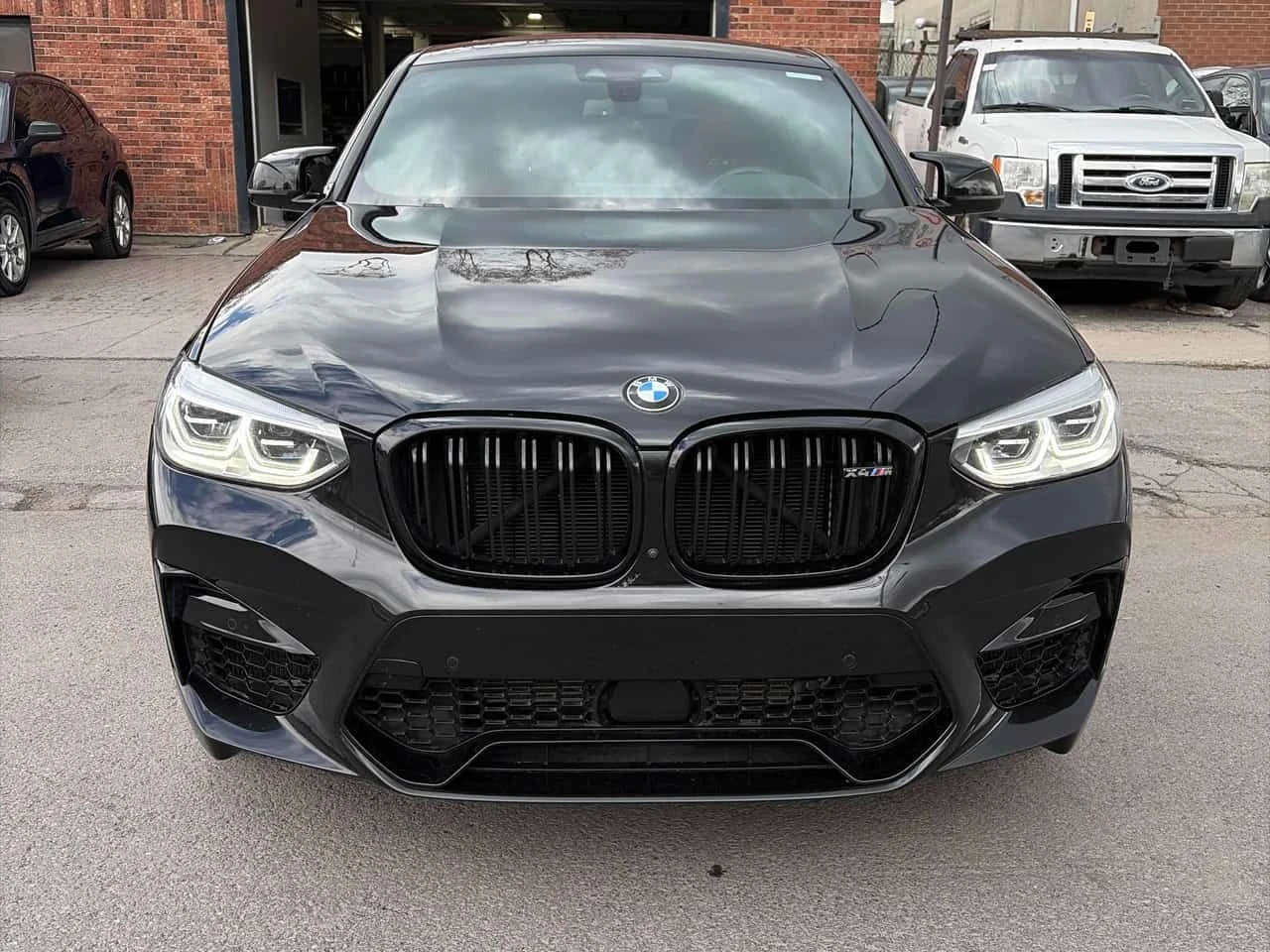 BMW X4 M | DISTR| 360| SHADOW| HUD| HAR/K| ПОДГРЕВИ| ОБУХ, снимка 2 - Автомобили и джипове - 54529137