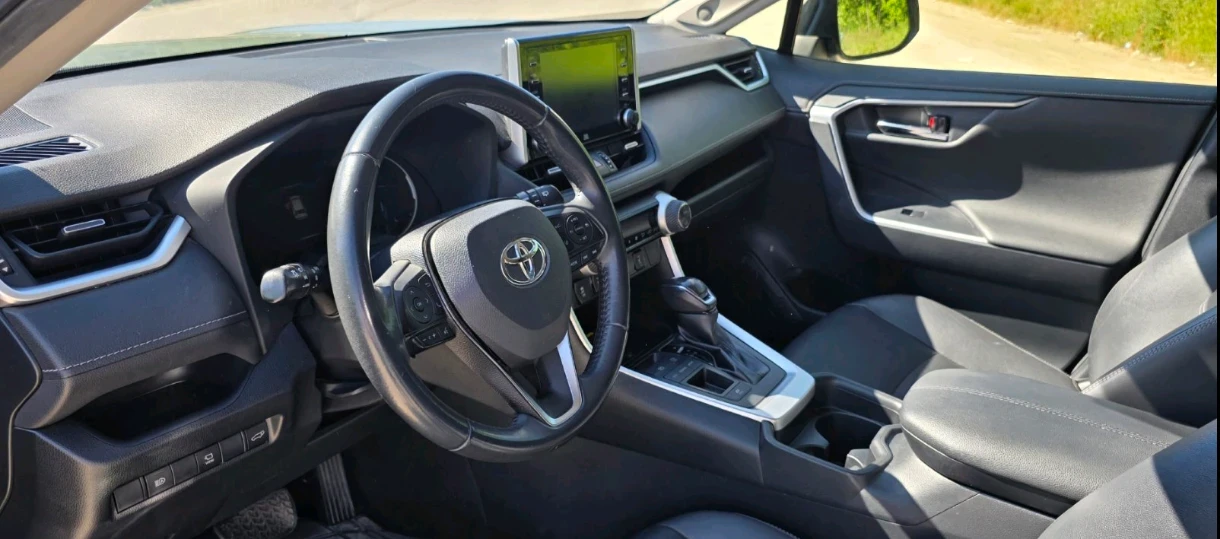 Toyota Rav4, снимка 9 - Автомобили и джипове - 54626678