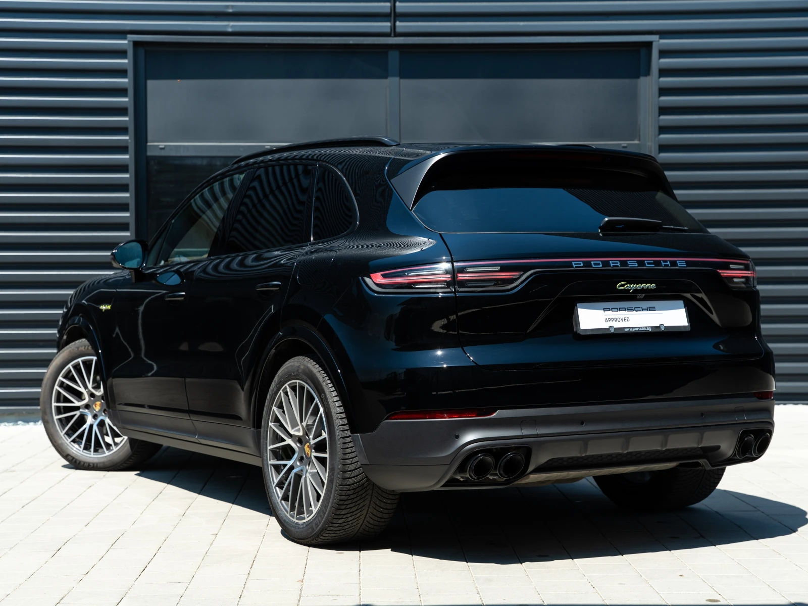 Porsche Cayenne E-Hybrid, снимка 2 - Автомобили и джипове - 54848853