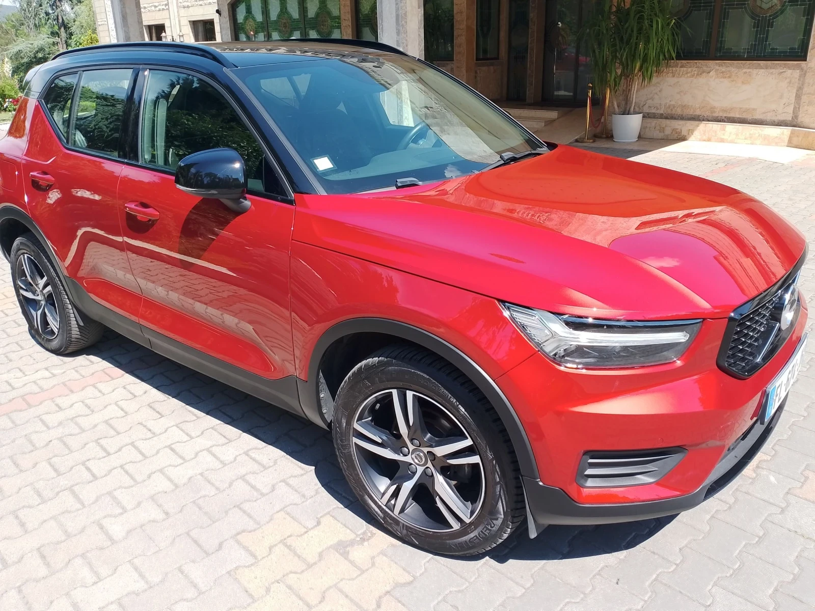 Volvo XC40 D3, снимка 2 - Автомобили и джипове - 55052480