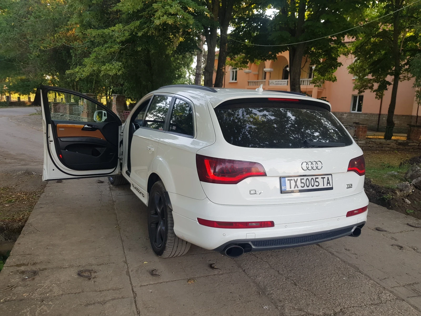 Audi Q7 Audi Exclusive 4.2 BiTdi 340hp Gearbox 8Zf, снимка 5 - Автомобили и джипове - 55878403