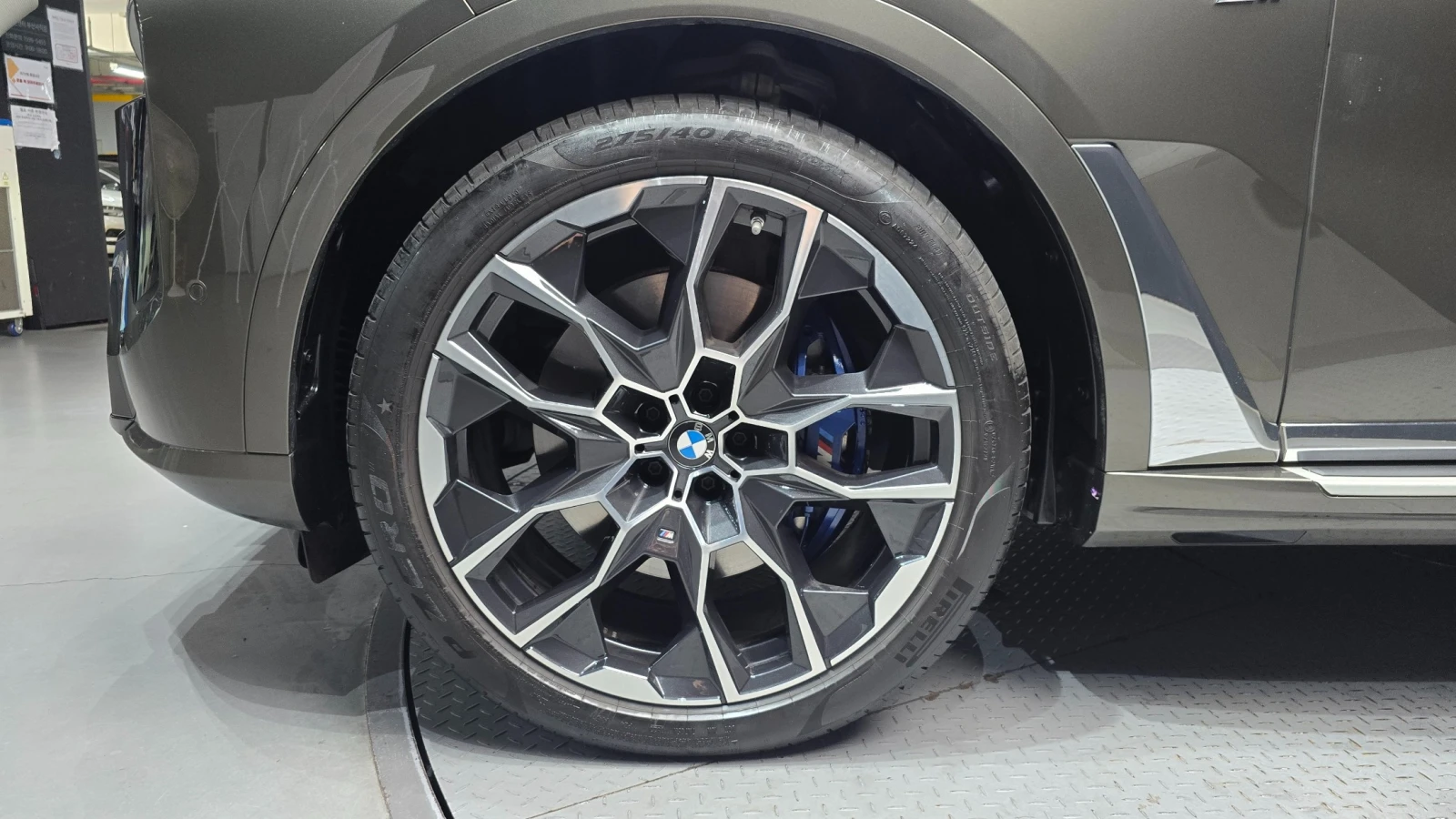 BMW X7 SWAROWSKI| SKY LOUNGE| HUD| ���� �� ��|  | Mobile.bg � ����������� 6