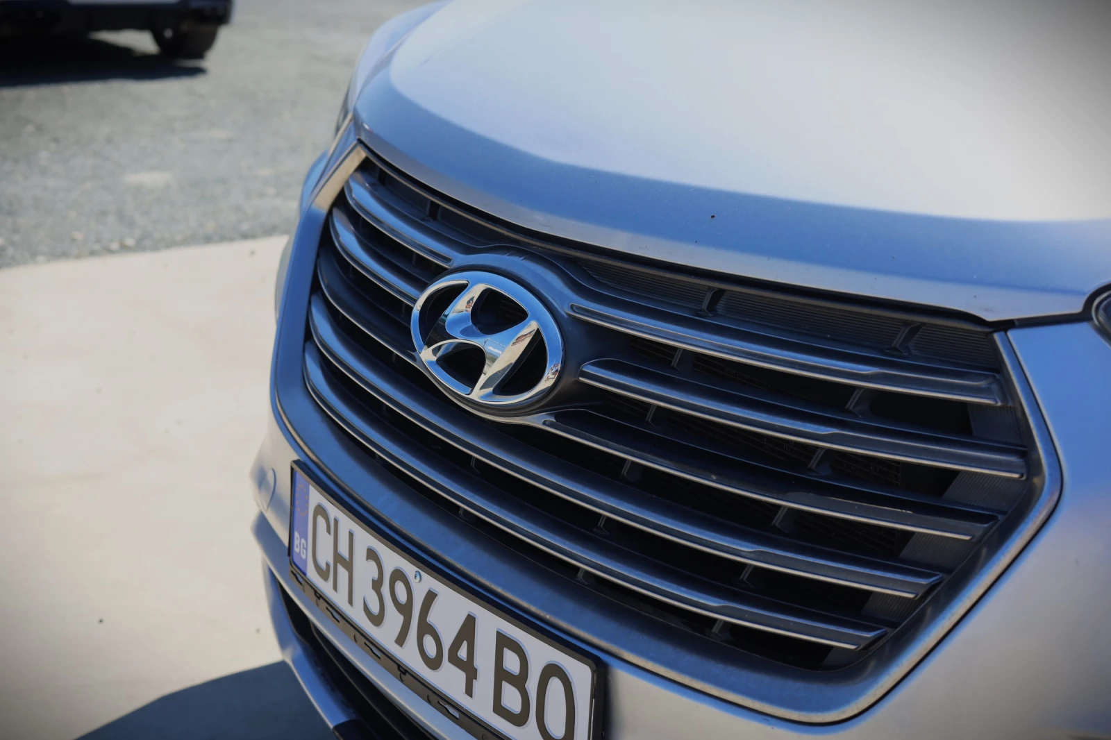 Hyundai Santa fe 3.3 Бензин, снимка 4 - Автомобили и джипове - 55472876