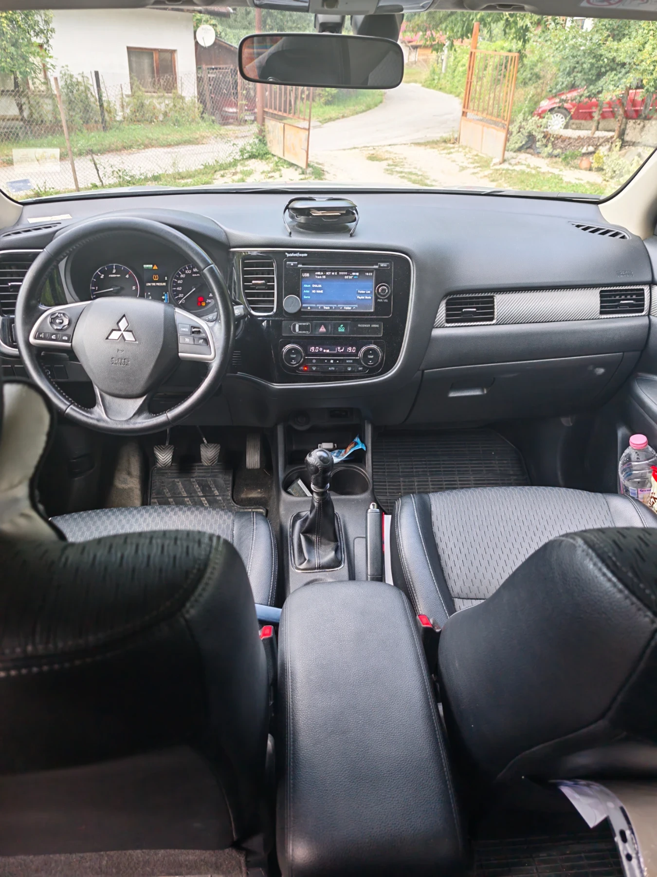 Mitsubishi Outlander 2.2 Dizel, снимка 5 - Автомобили и джипове - 55564238