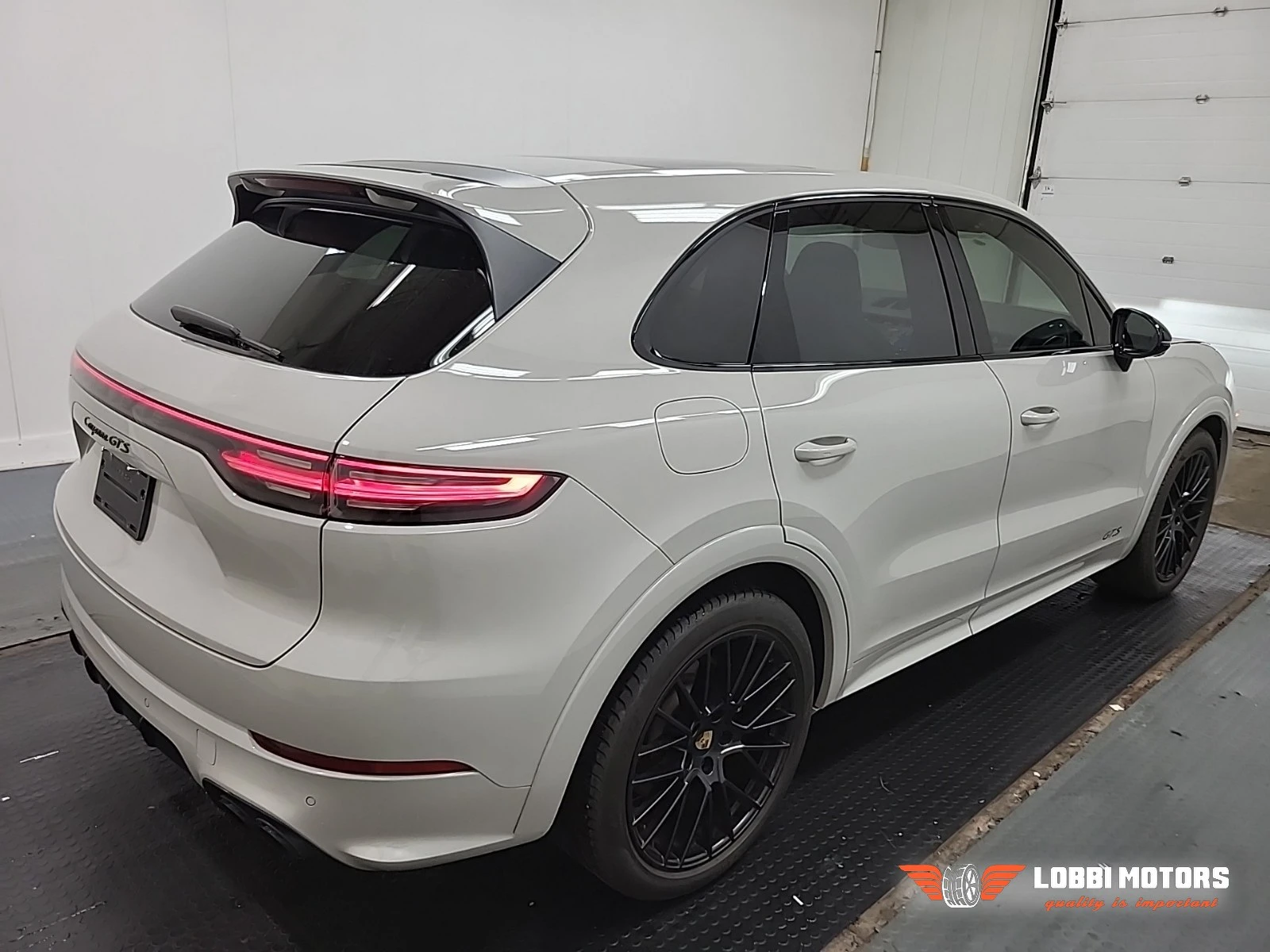 Porsche Cayenne, снимка 3 - Автомобили и джипове - 56069805