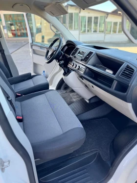 VW Transporter 2.0 TDI T6  MAXI Таваропътнически, снимка 12
