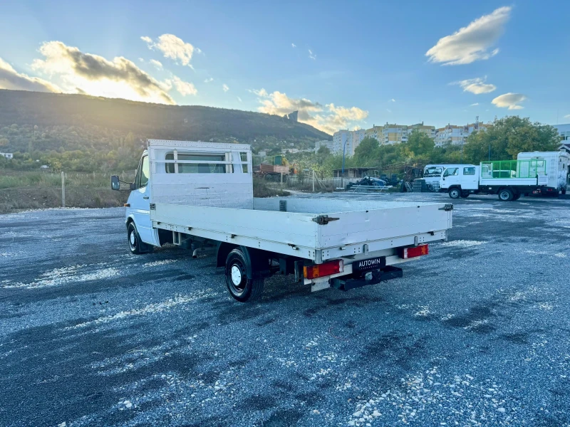 Mercedes-Benz Sprinter 316 2.7 cdi Автоматик Швейцария, снимка 4 - Бусове и автобуси - 52110147