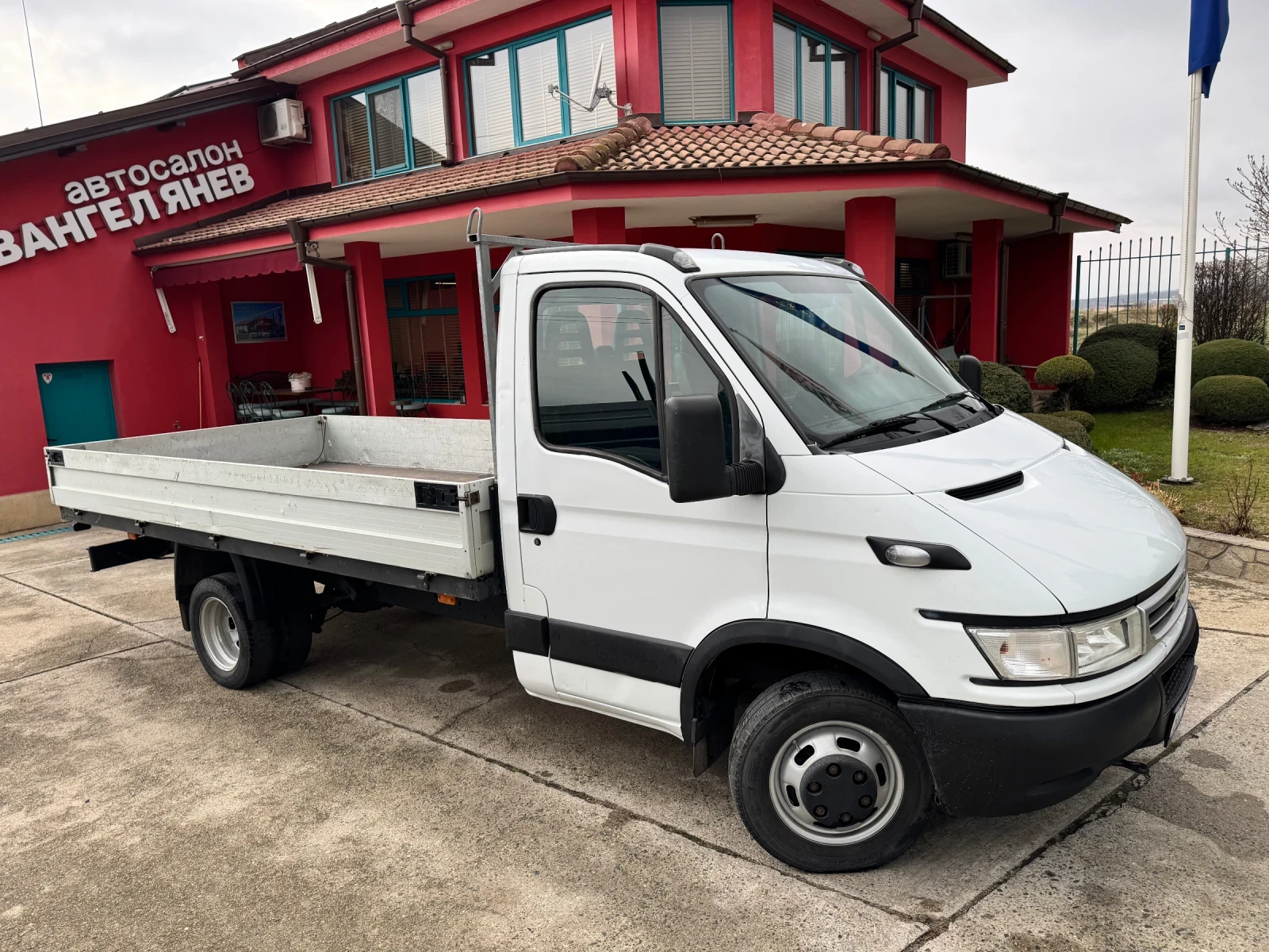 Iveco Daily 3.0HPI* 35c17 - изображение 10