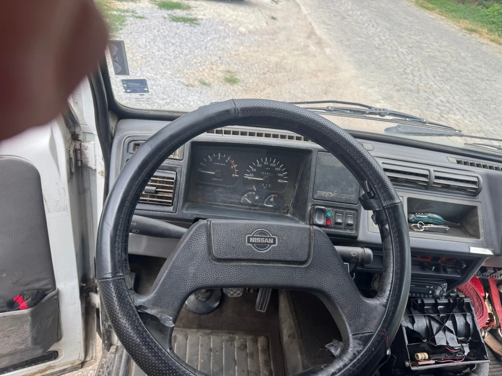 Nissan Trade 3.0TDI, снимка 3 - Бусове и автобуси - 54131057