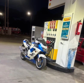 Honda Cbr Нови гуми всичко платено , снимка 3