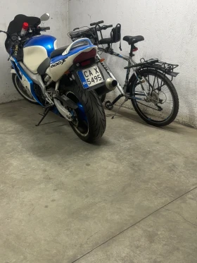 Honda Cbr Нови гуми всичко платено , снимка 4