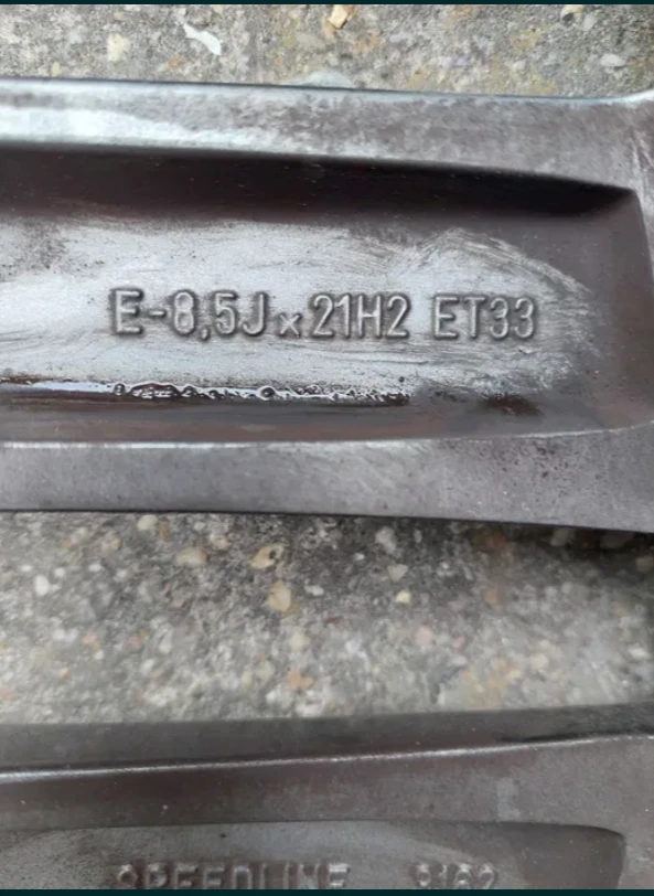 Гуми с джанти Nokian 255/40R21, снимка 6 - Гуми и джанти - 53757130